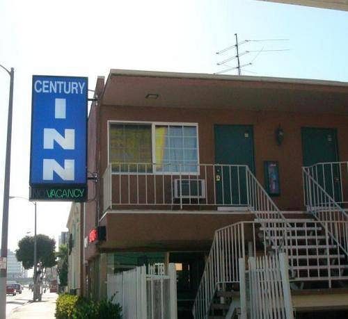 Century At Lax Motel 2*