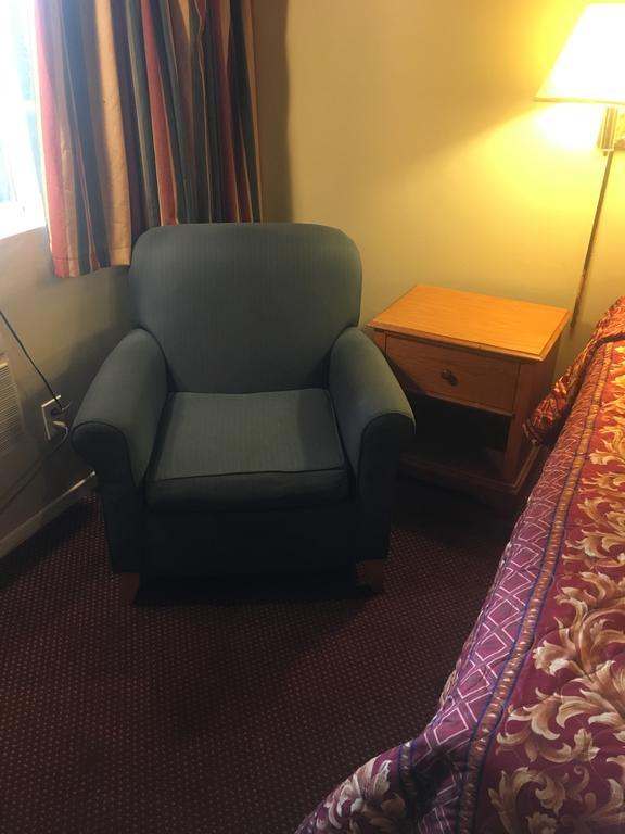 Motel Century At Lax